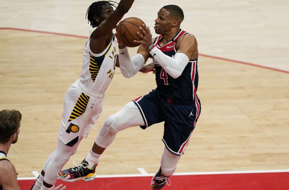 Westbrook impulsa a los Wizards, que vencen 154-141 a Pacers