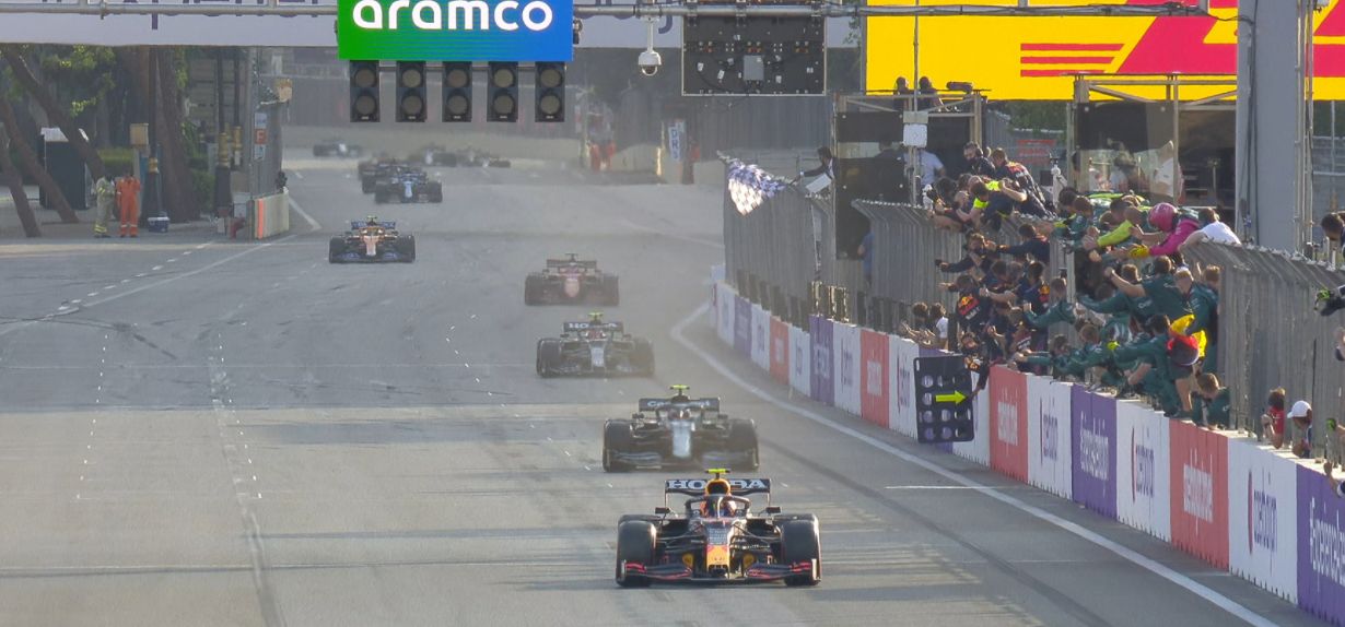 Checo Pérez conquista el Gran Premio de Azerbaiyán