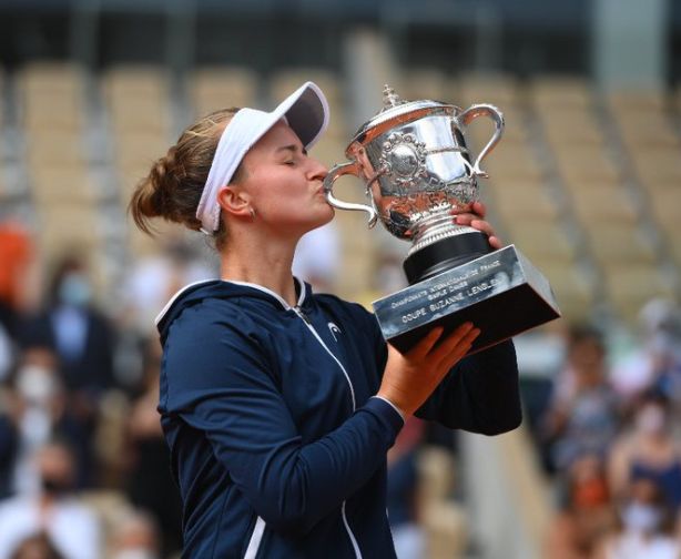 Barbora Krejcikova logra su primer Grand Slam en Roland Garros