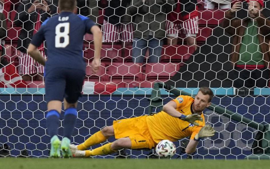 Euro: Finlandia vence a Dinamarca 1-0