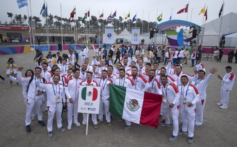 AMLO promete apoyos adicionales a los atletas que participen en Tokio 2020