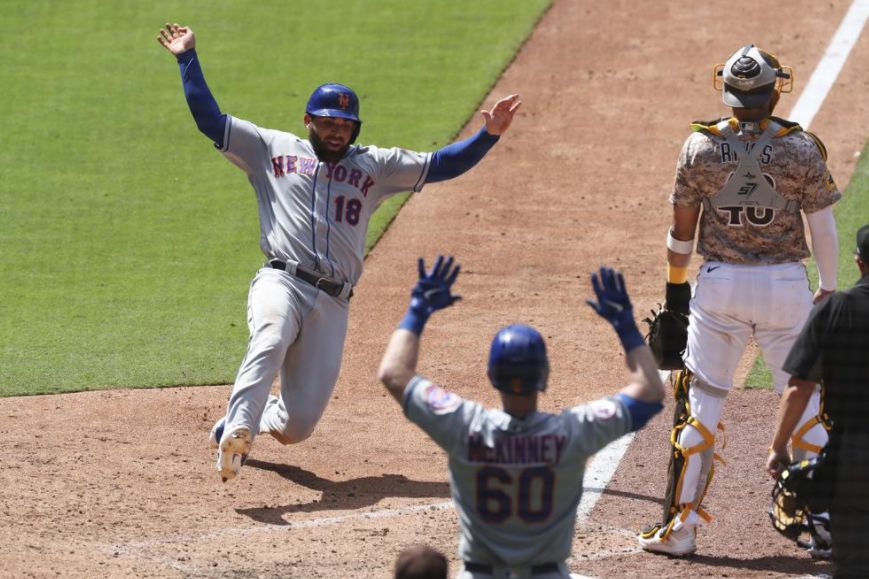 Stroman gana segundo en fila, lidera a los Mets sobre Padres 6-2