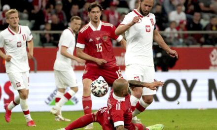 Lewandowski descansa en empate 1-1 de Polonia ante Rusia