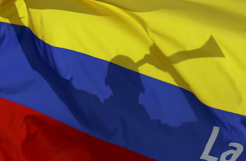 Perú recibe a Colombia en duelo de necesitados