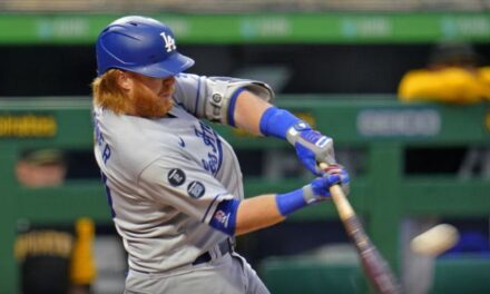 Dodgers ganan a Piratas con 2 jonrones de Turner