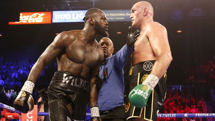 Brote de COVID-19 en el campamento de Tyson Fury pone en peligro la pelea contra Deontay Wilder