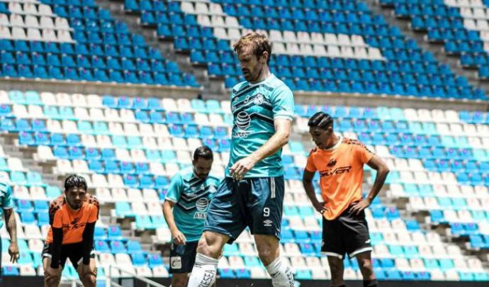 Fernando Aristeguieta quiere hacer historia en Puebla