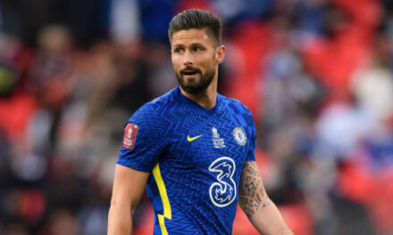 Giroud jugará en el Milan