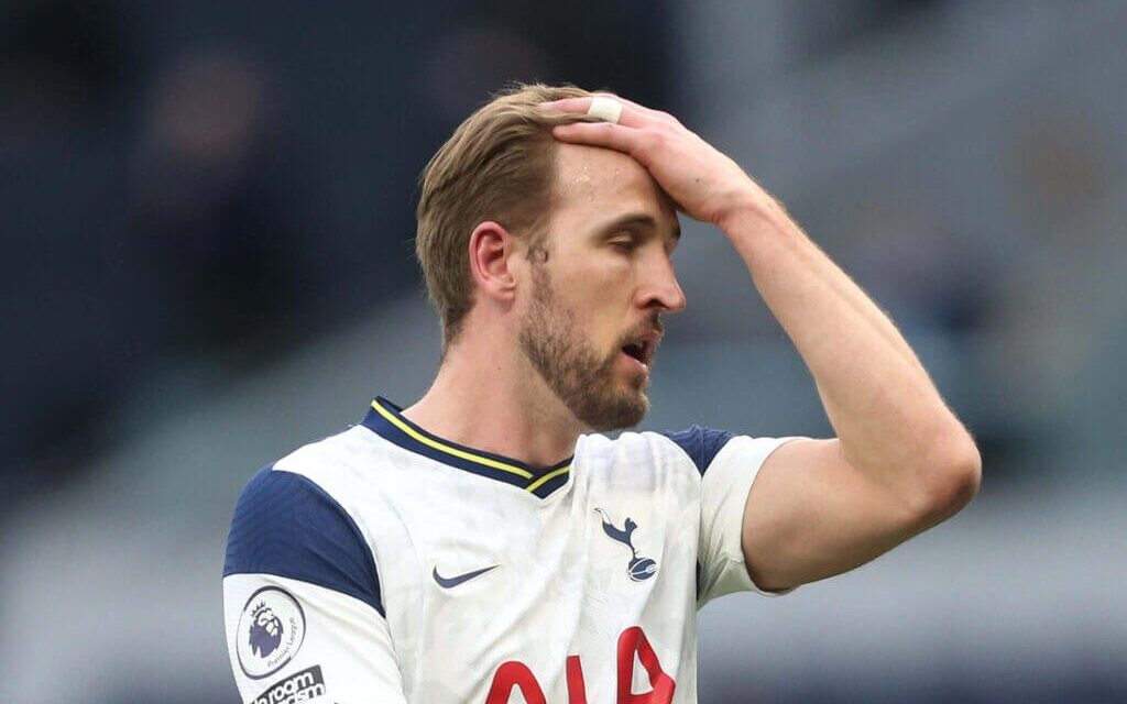 Harry Kane acusa a presidente del Tottenham de romper promesa tras bloquear fichaje al City