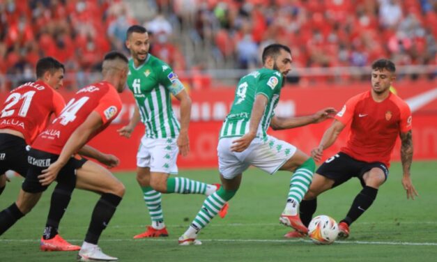 Guardado tuvo actividad en el empate de Betis ante Mallorca