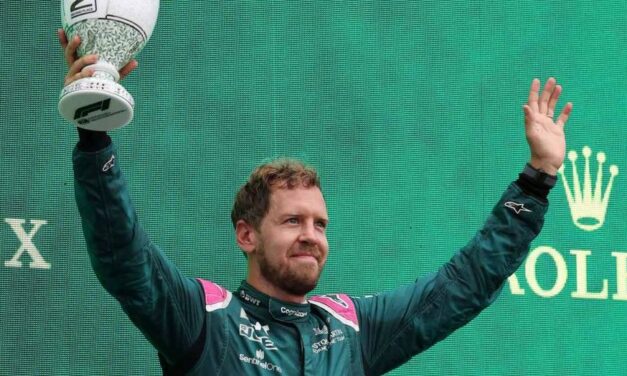 Vettel, descalificado en el GP de Hungría; Hamilton sube al segundo lugar
