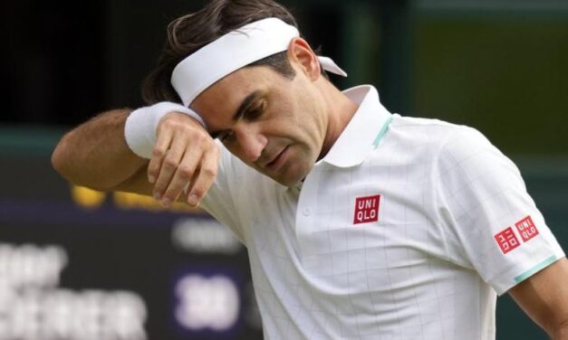 Federer se baja de torneos en Toronto y Cincinnati