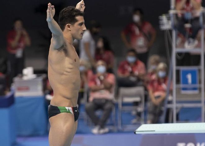 Rommel Pacheco avanza en tercer lugar a Semifinales de Clavados 3m