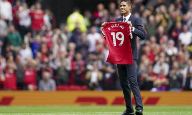 Varane concluye traspaso a Man United
