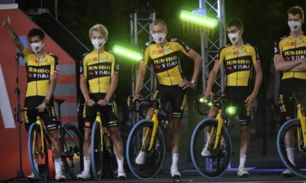 Roglic inicia ganando la primera etapa de la Vuelta a España