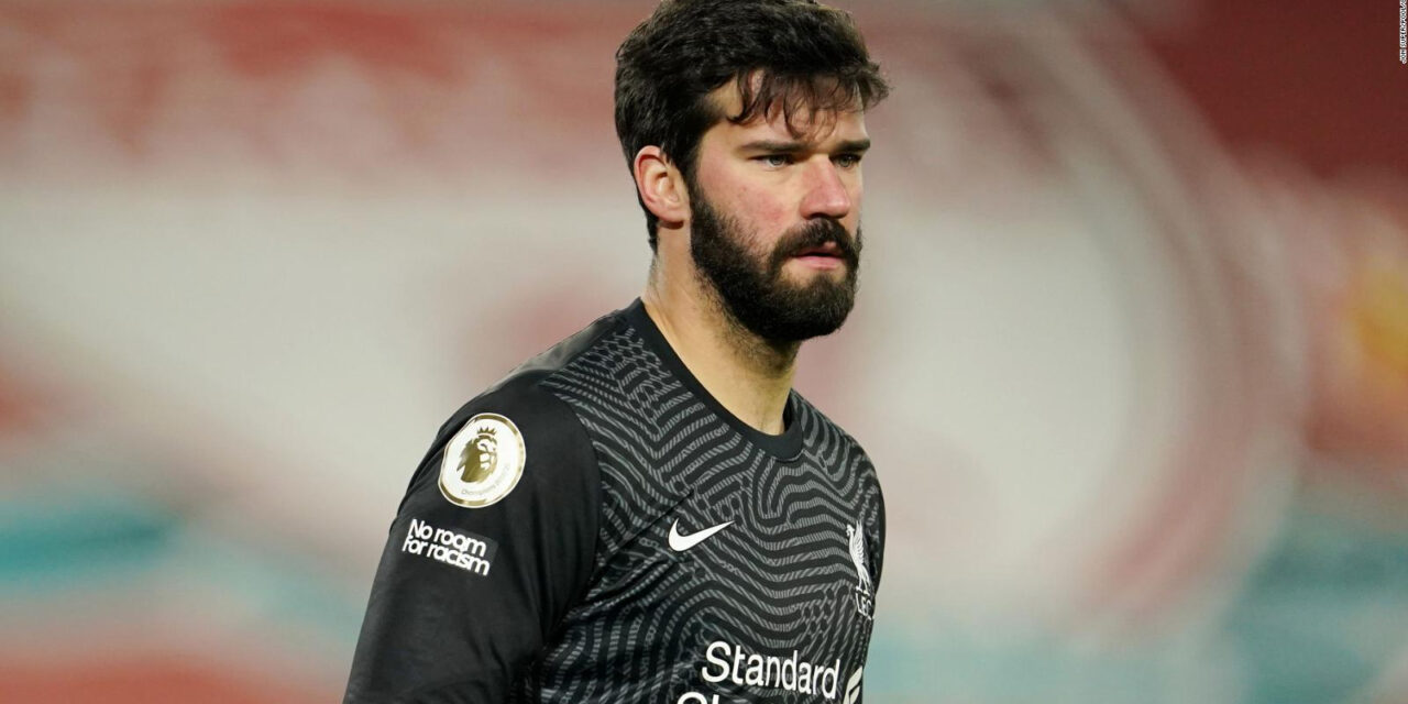 Alisson Becker renueva con el Liverpool hasta el año 2027