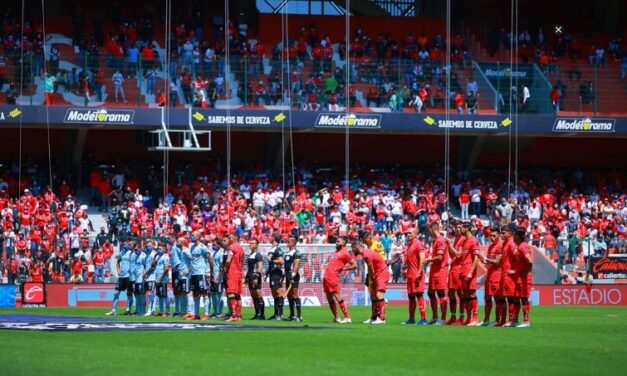 Aficionados son retirados del Toluca vs Tigres por hacer el grito homofóbico