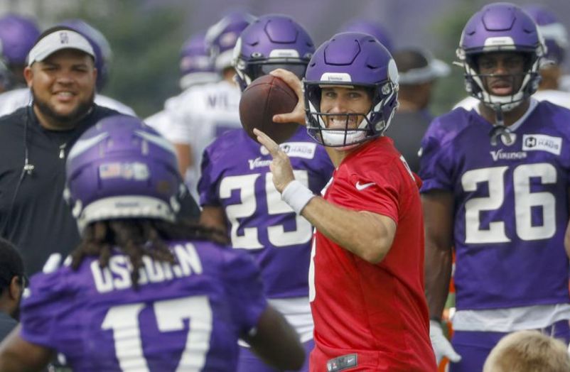 Vikings pierden a Cousins y suplentes por protocolos COVID