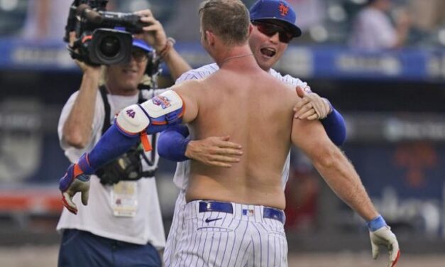 Alonso pega jonrón; Mets barren a Nacionales en doble tanda