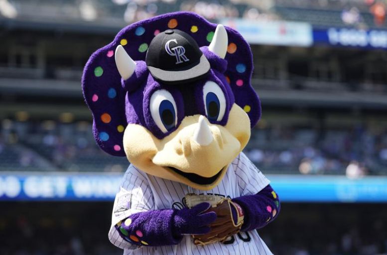 Rockies aclaran presunto insulto racista de aficionado