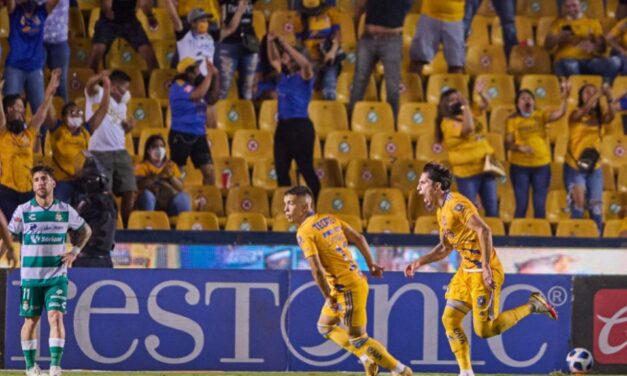 Salcedo rescata empate para Tigres ante Santos