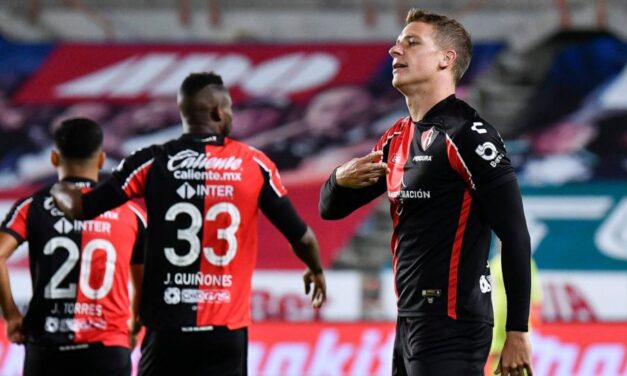 Atlas le pega al Pachuca