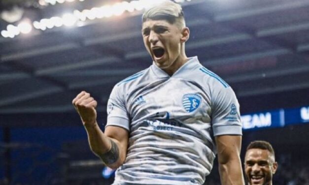 Alan Pulido anota y Sporting KC humilla a LAFC