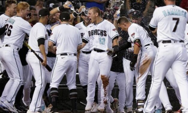 Diamondbacks vencen a Padres 3-2 con jonrón de Varsho en 9no