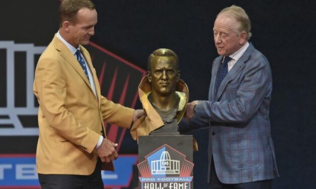 Peyton entra en el Salón de la Fama con Woodson, Megatron