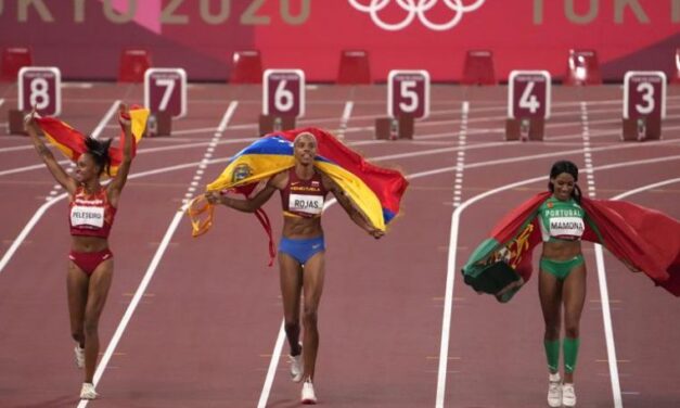 EEUU supera a China; hitos de Venezuela y Ecuador