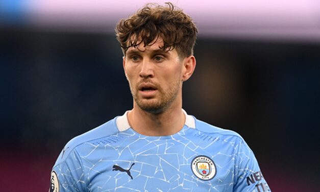 John Stones renueva con el Manchester City hasta el año 2026