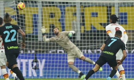 Alexis brilla e Inter derrota a Roma 2-0 en Copa Italia