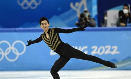 Donovan Carrillo asegura su lugar en la final de patinaje