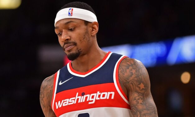 Cirugía de muñeca pone fin a campaña de Beal con Wizards