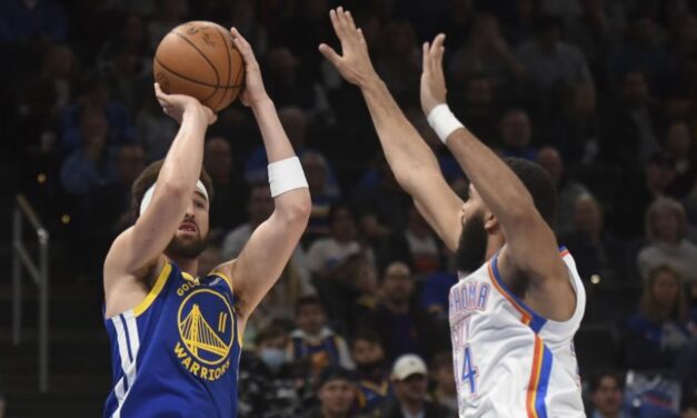 Thompson anota 21 puntos y los Warriors superan al Thunder