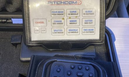 MLB aprueba tecnología para que catchers envíen señales