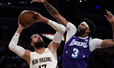 Pelicans superan a Lakers a pesar del regreso de Davis