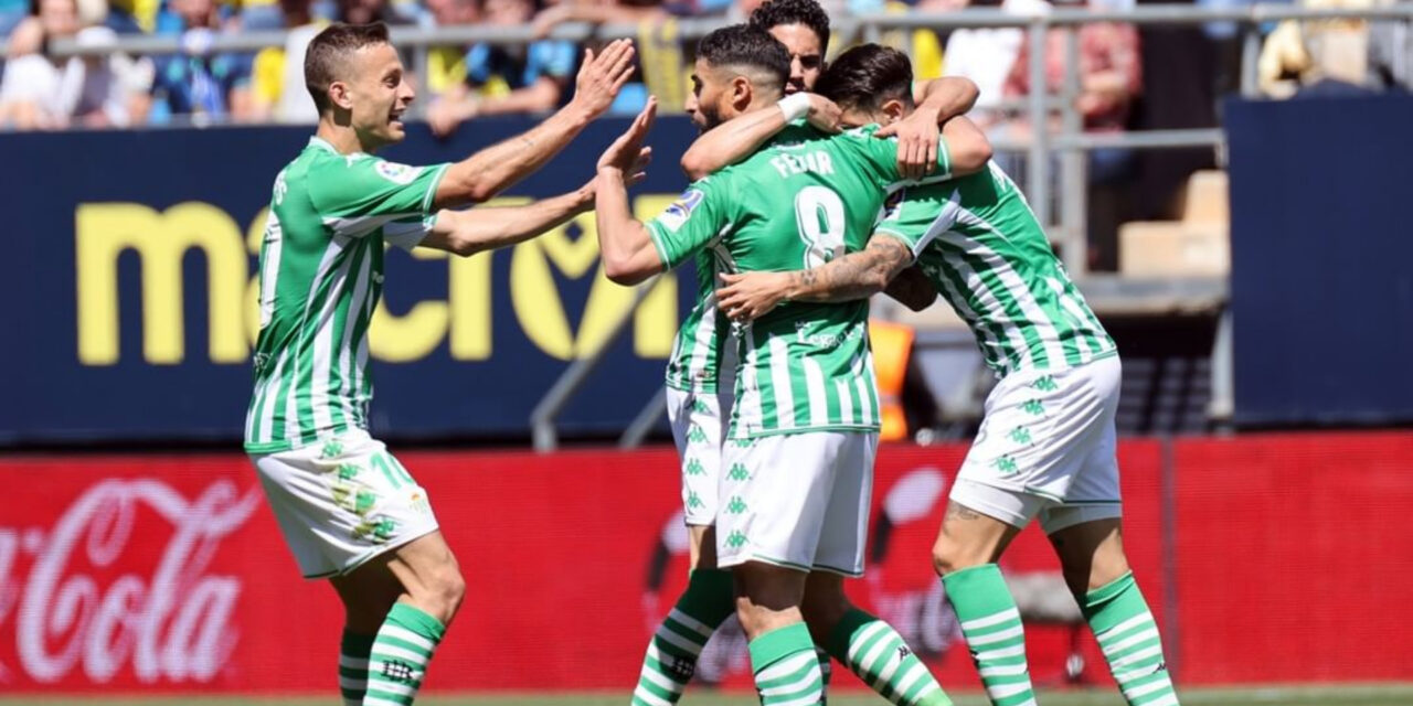 Voltereta del Betis al Cádiz