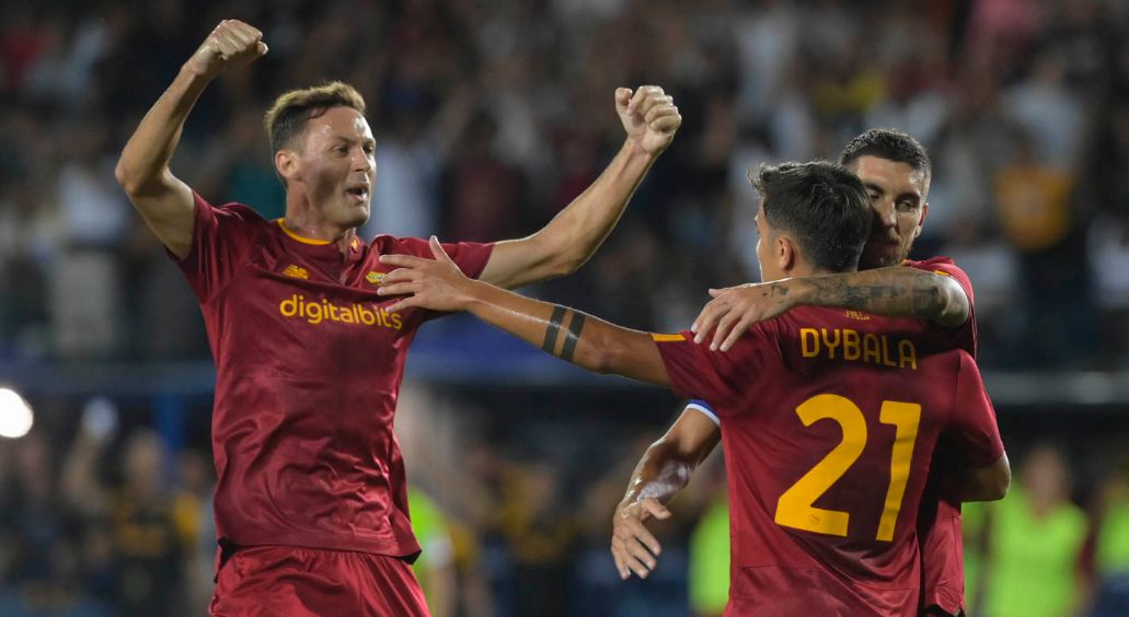 Dybala anota y ayuda a que la Roma supere 2-1 al Empoli