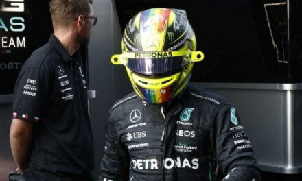 Hamilton estalla contra Mercedes: «Me jodieron la carrera»