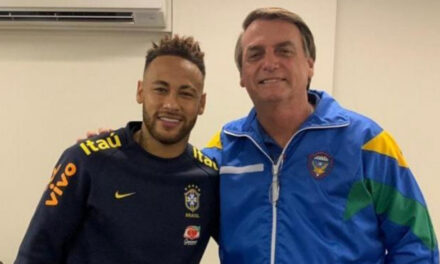 Bolsonaro se enorgullece del apoyo de Neymar a su gestión