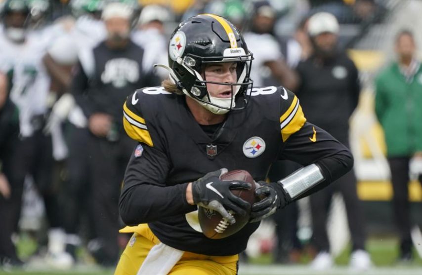 Kenny Pickett será el QB titular de Steelers ante Bills