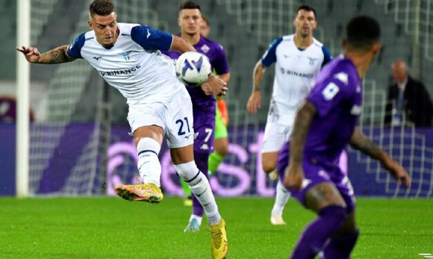 Lazio golea 4-0 a Fiorentina y es 3ra en la Serie A
