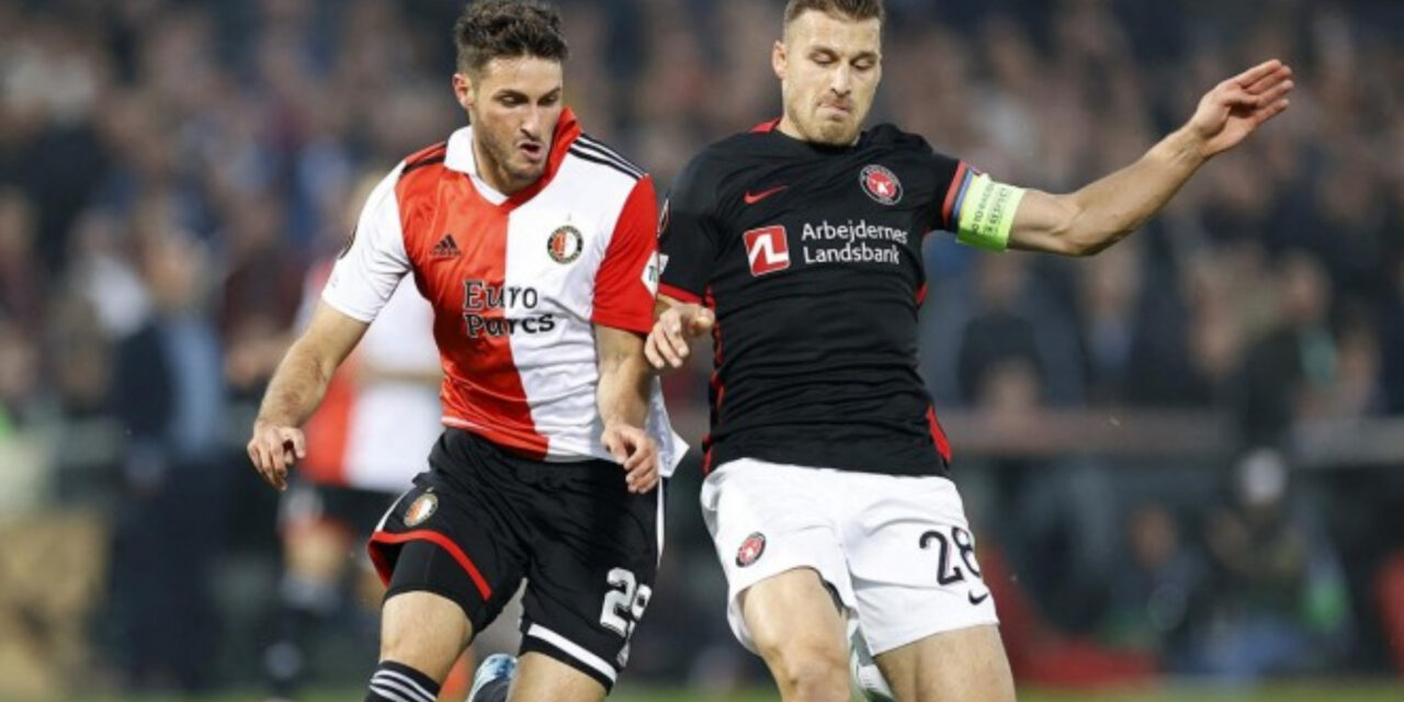 ‘Bebote’ Giménez fue clave; le aplaude la afición del Feyenoord
