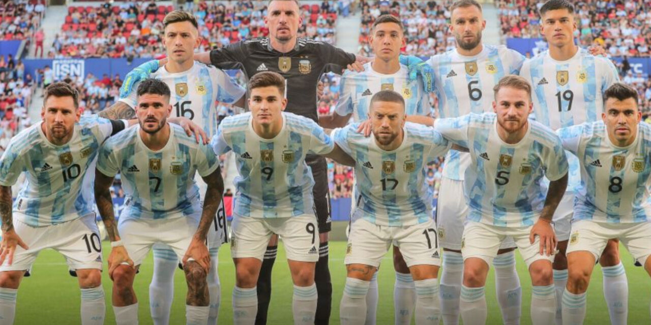 Argentina, con Messi y más defensores que delanteros a Qatar