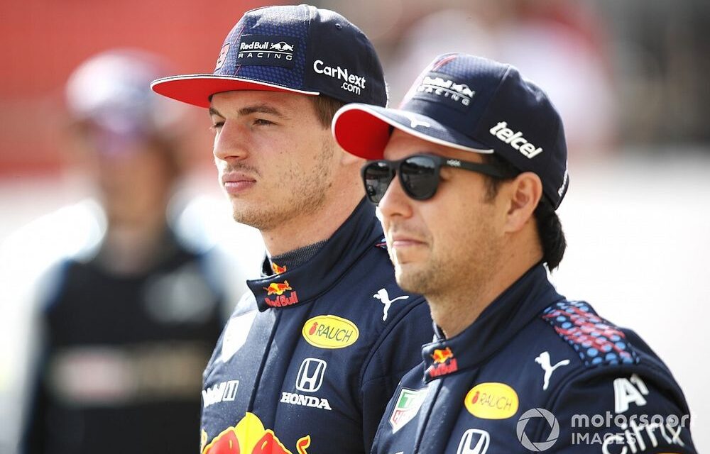 Verstappen dice que diferencias con Pérez quedaron zanjadas