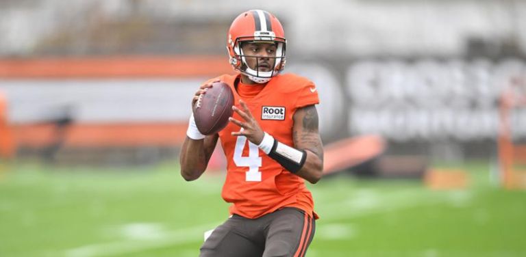 Watson entrena con Browns por primera vez desde suspensión