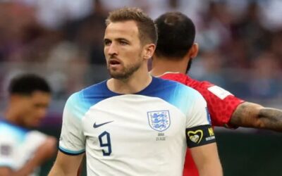 Kane rompe su silencio tras no poder usar brazalete arcoíris