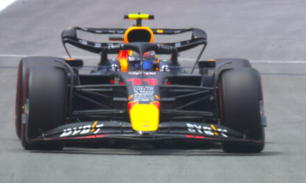 Checo Pérez arrancará noveno en la carrera sprint del Gran Premio de Brasil; Magnussen obtuvo la pole position