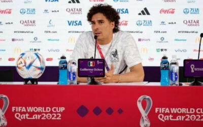 Raúl Jiménez es un ejemplo, sé es injusto con él: Memo Ochoa